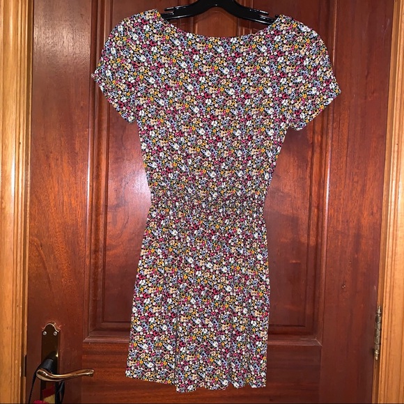 H&M Floral Dress - Picture 2 of 3